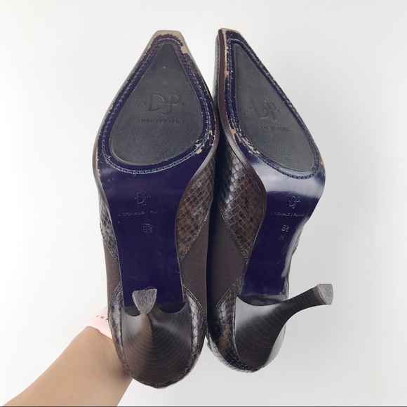 Donald J Pliner Snake Skin Pointy Toe Ankle Boots - Picture 5 of 8